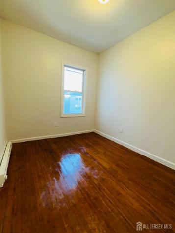 489 S 17th Street S Newark NJ 07103
