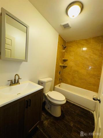 489 S 17th Street S Newark NJ 07103