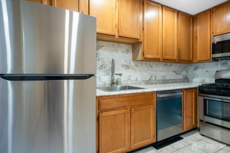 4410 Birchwood Court North Brunswick NJ 08902