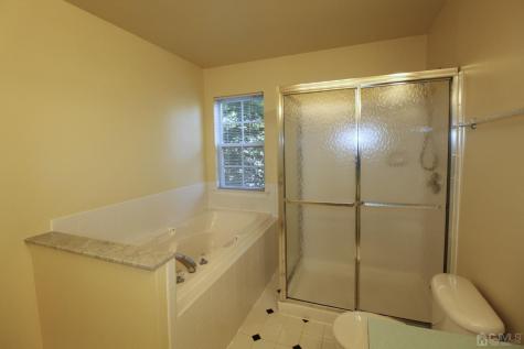 27 Pin Oak Drive North Brunswick NJ 08902