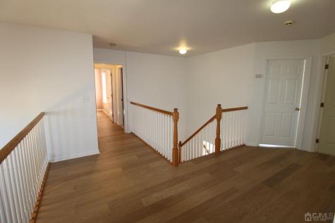 27 Pin Oak Drive North Brunswick NJ 08902