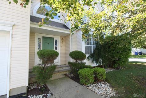 27 Pin Oak Drive North Brunswick NJ 08902