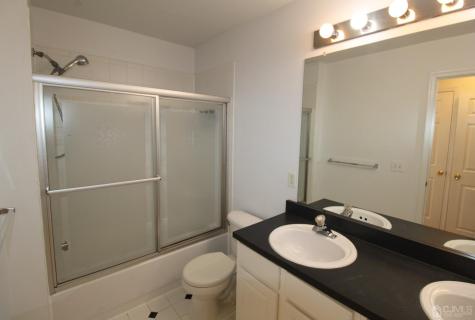 27 Pin Oak Drive North Brunswick NJ 08902