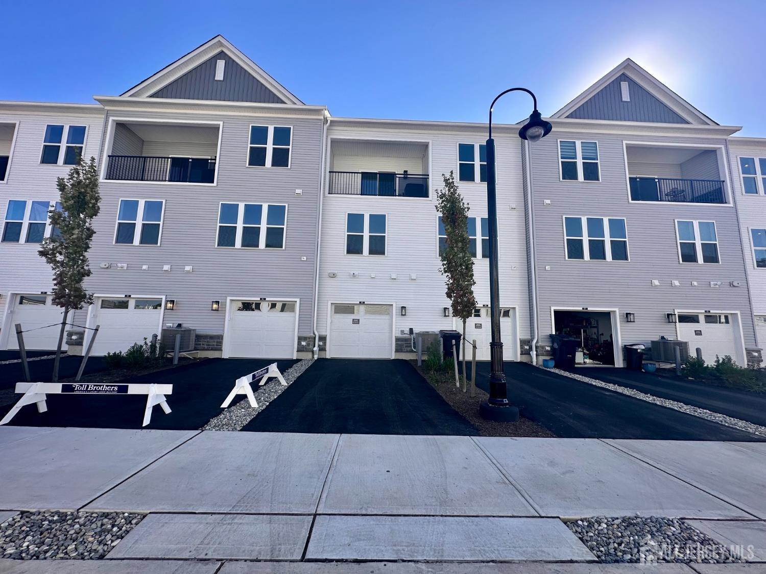 63 Park Avenue North Brunswick NJ 08902