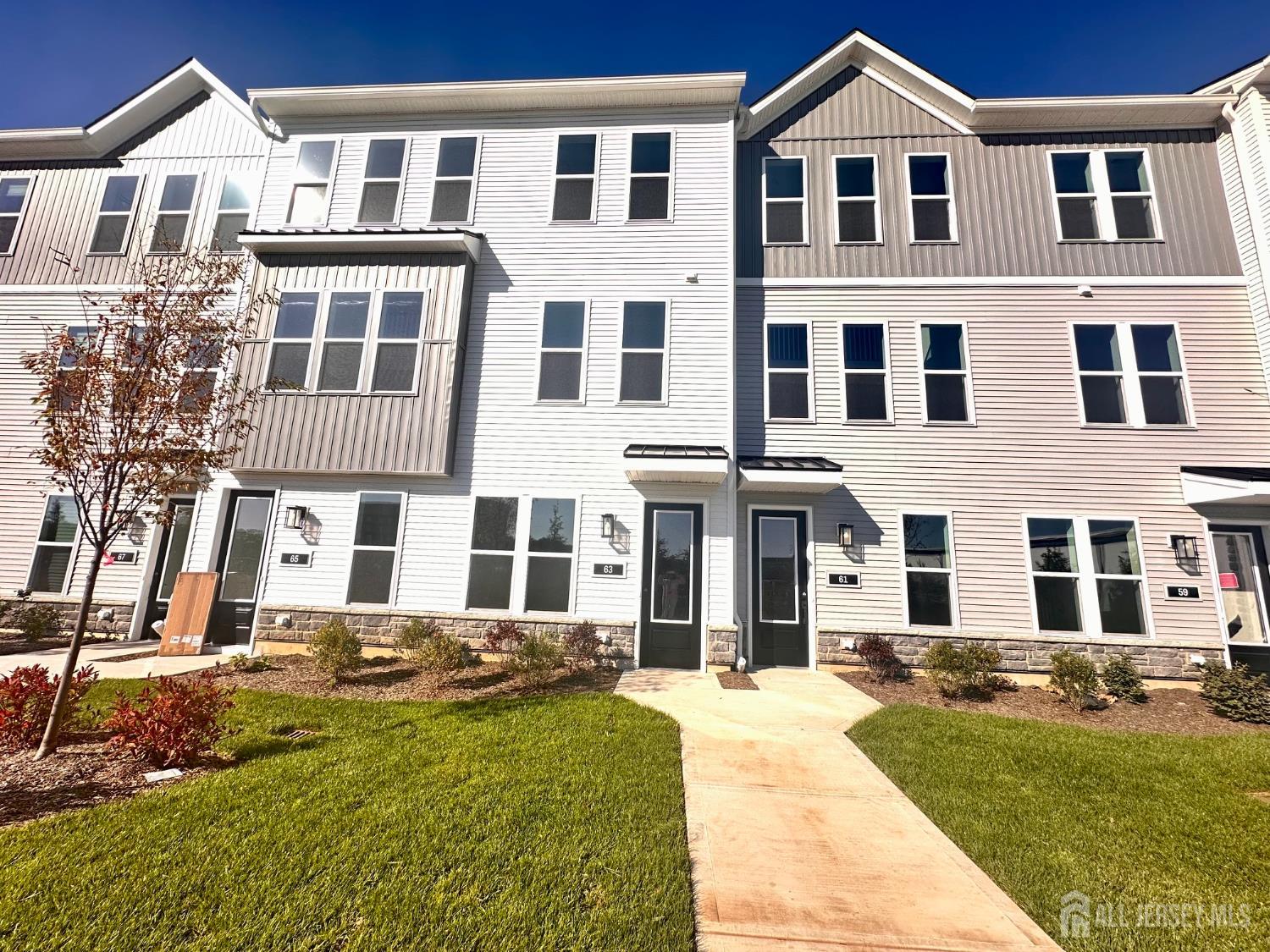 63 Park Avenue North Brunswick NJ 08902