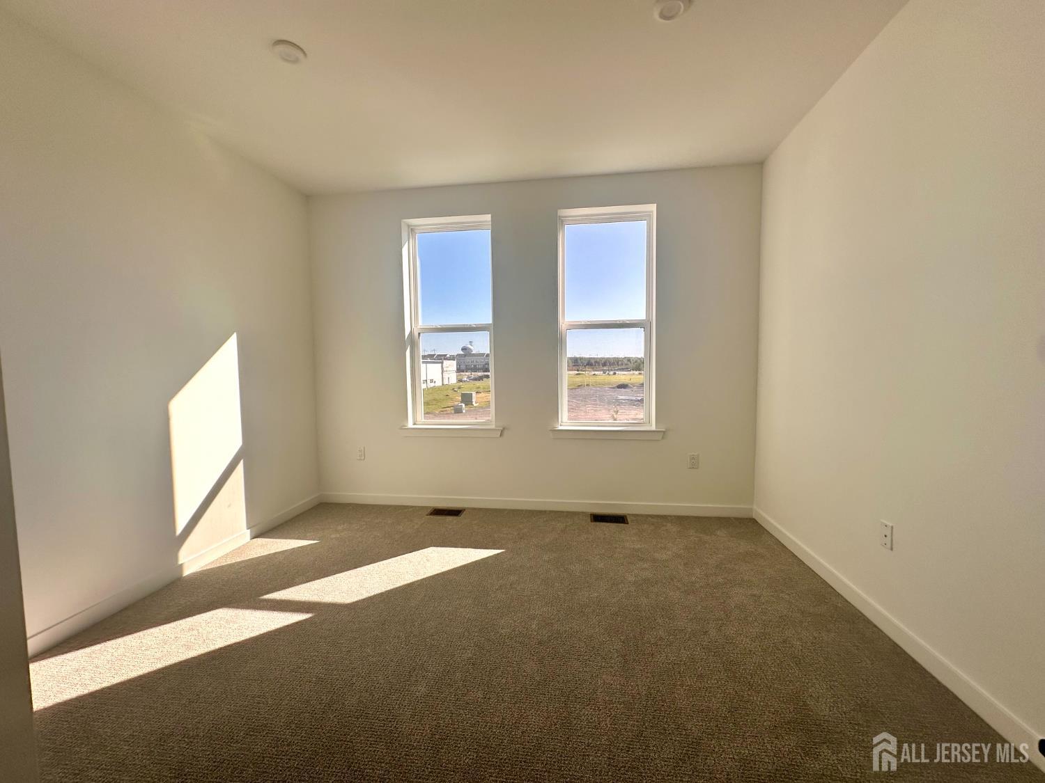 63 Park Avenue North Brunswick NJ 08902