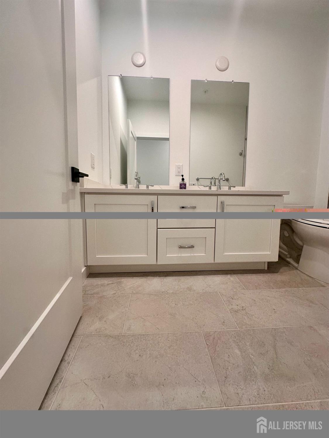 63 Park Avenue North Brunswick NJ 08902
