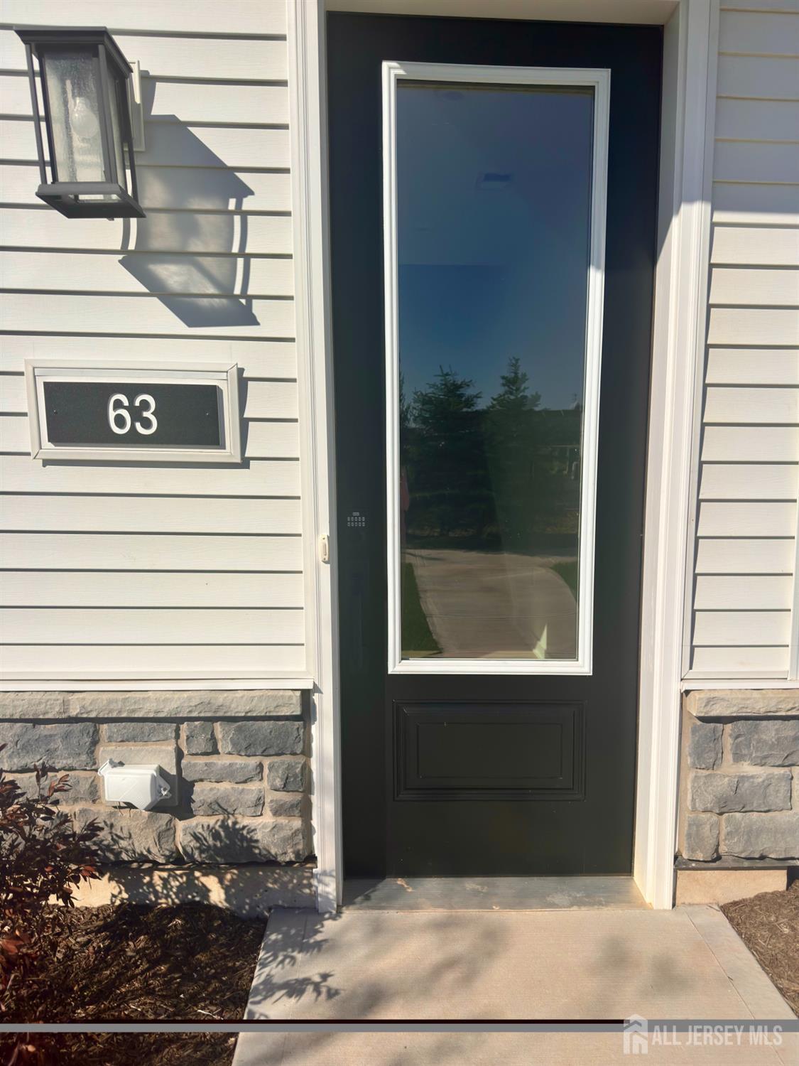 63 Park Avenue North Brunswick NJ 08902