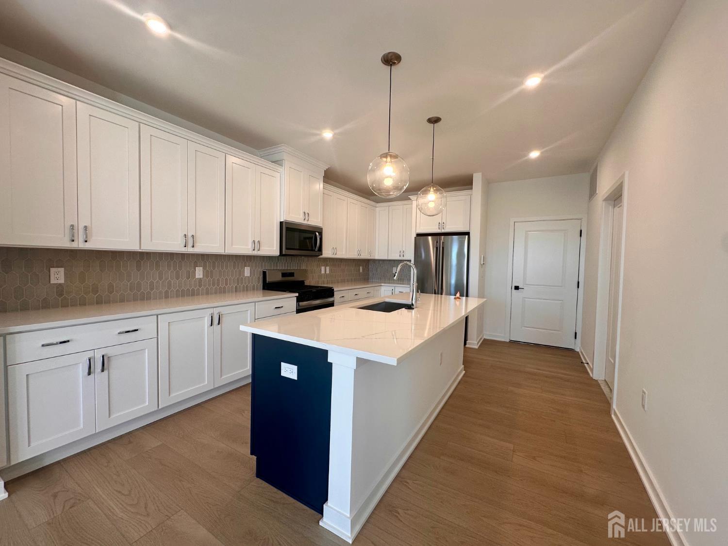63 Park Avenue North Brunswick NJ 08902