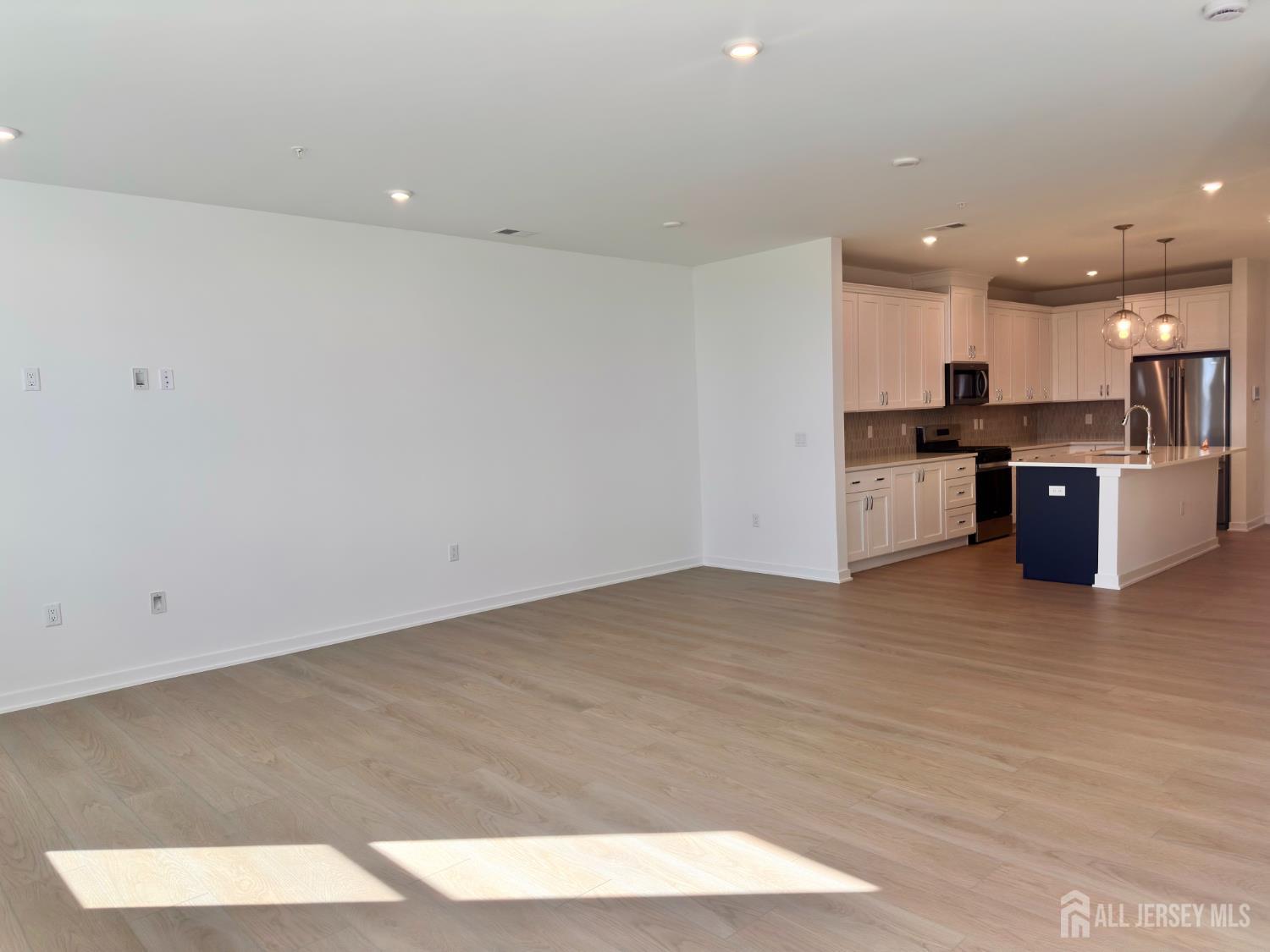 63 Park Avenue North Brunswick NJ 08902