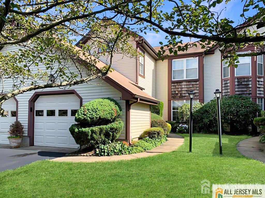 3 Edinburgh Drive Monroe NJ 08831