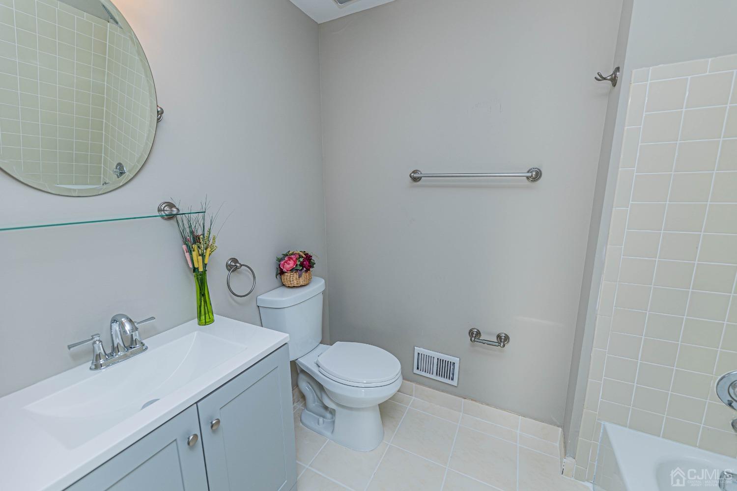 142 Darwin Lane North Brunswick NJ 08902