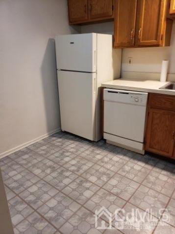 10 Nicholas Court Spotswood NJ 08884