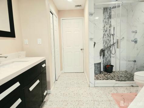 35 Clark Avenue Edison NJ 08817