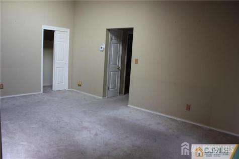 82 Keystone Court Edison NJ 08817