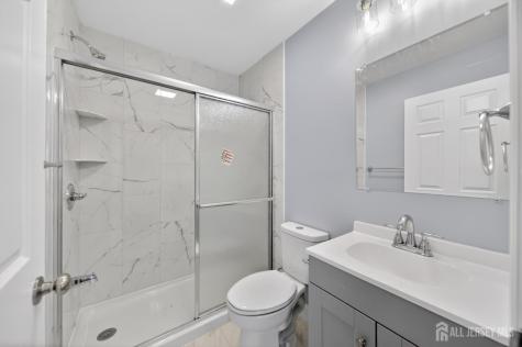 125 E Cherry Street Carteret NJ 07008
