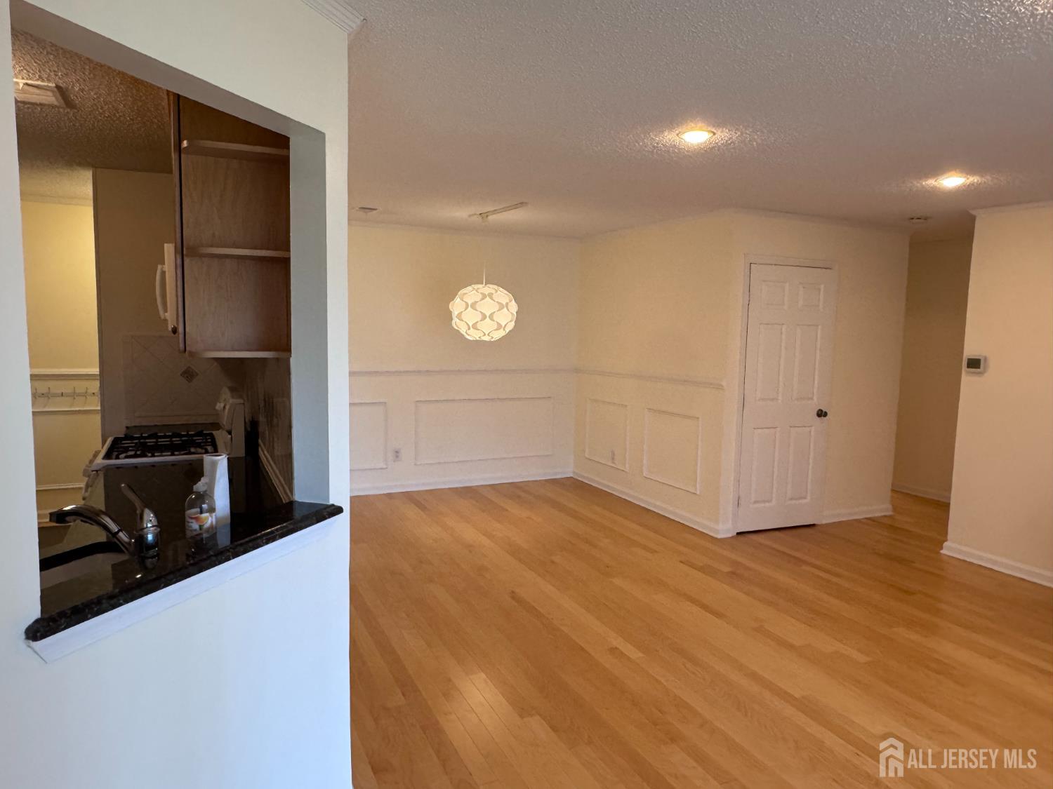 1706 Pebble Place Sayreville NJ 08859