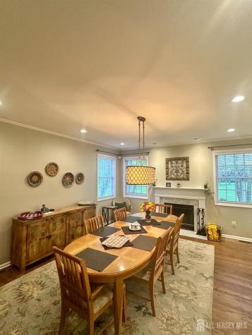 16 Poplar Drive Plainsboro NJ 08512