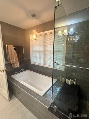 16 Poplar Drive Plainsboro NJ 08512