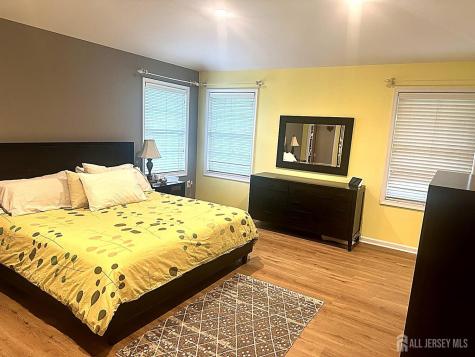 16 Poplar Drive Plainsboro NJ 08512