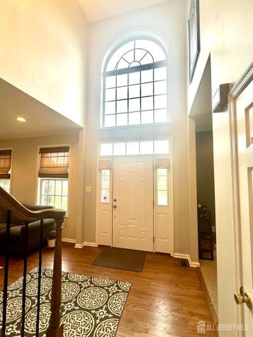 16 Poplar Drive Plainsboro NJ 08512