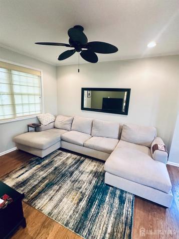 16 Poplar Drive Plainsboro NJ 08512