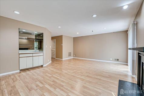 3902 Spring Brook Drive Edison NJ 08820