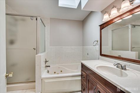 3902 Spring Brook Drive Edison NJ 08820