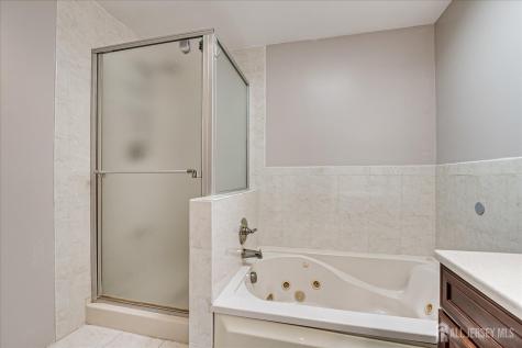 3902 Spring Brook Drive Edison NJ 08820