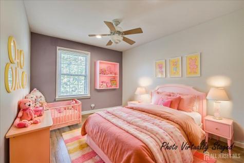 3902 Spring Brook Drive Edison NJ 08820