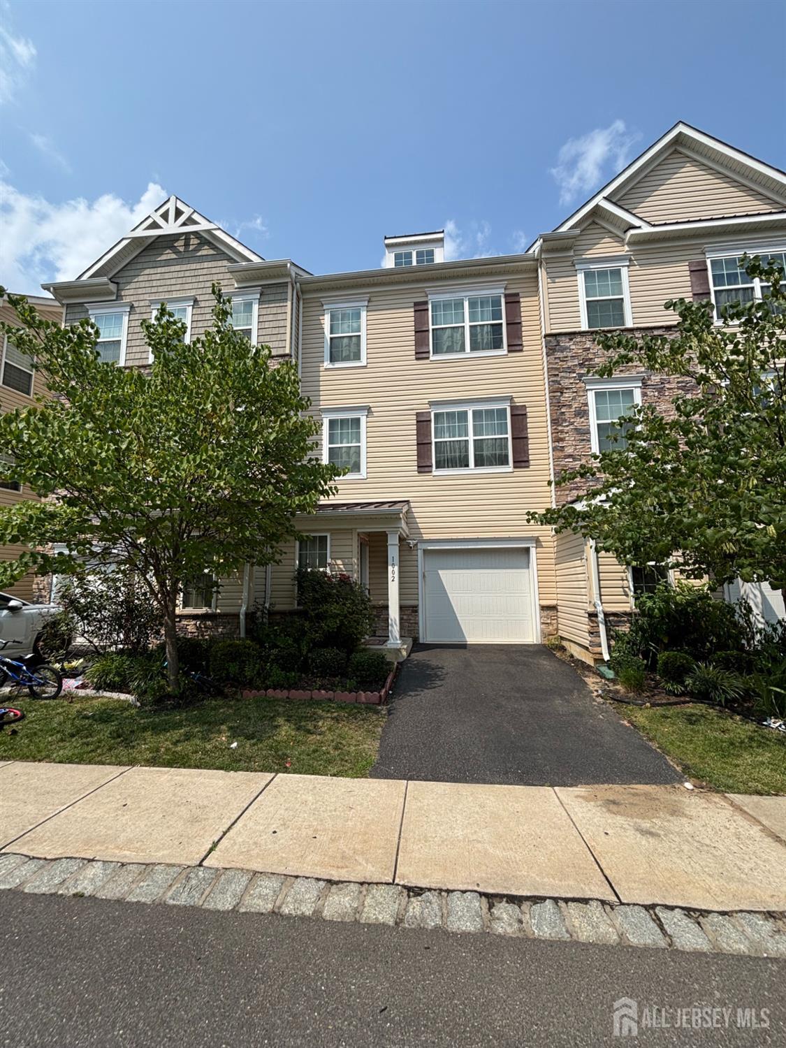 1002 Hights Farm Road Monroe NJ 08831