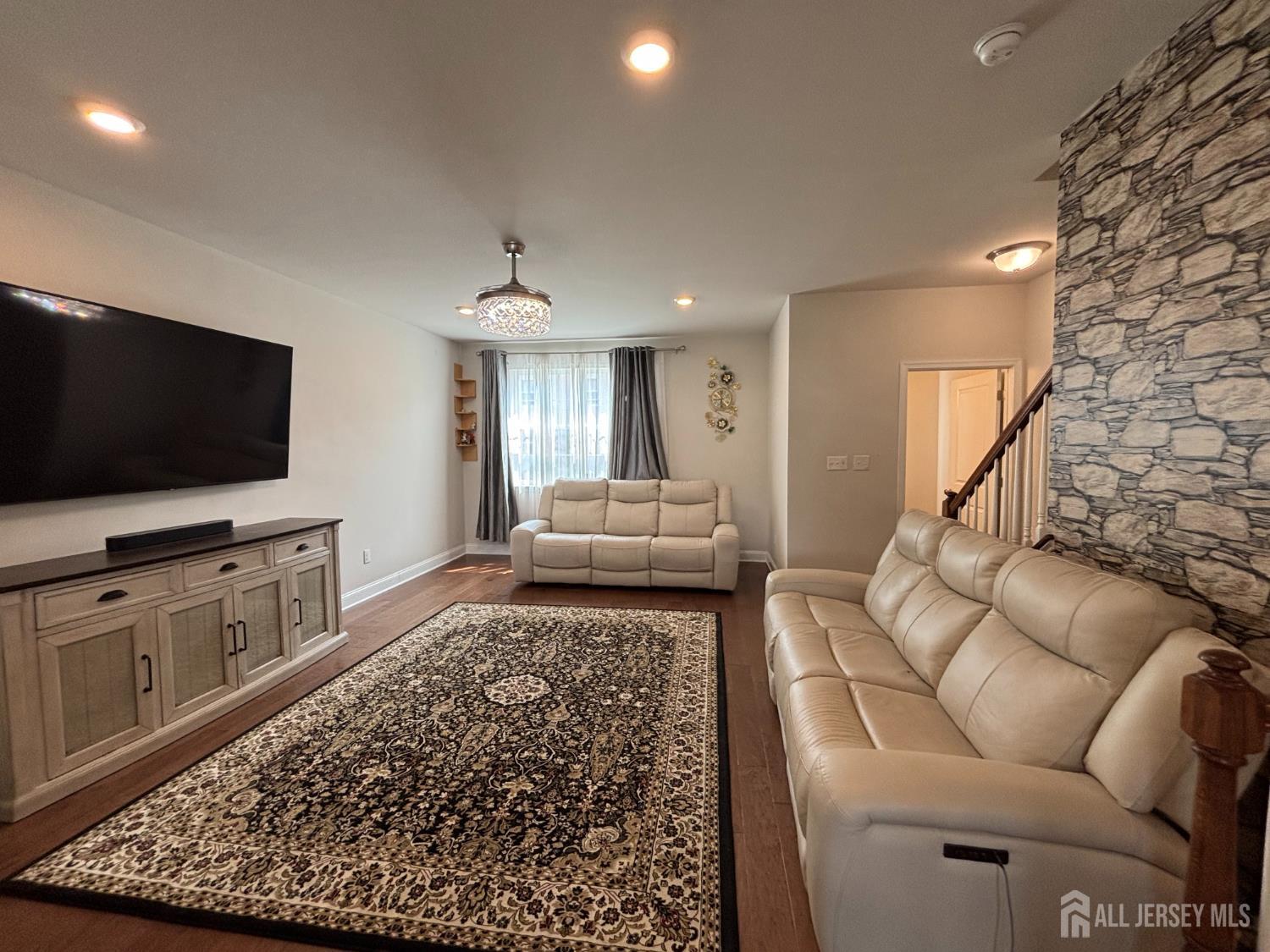 1002 Hights Farm Road Monroe NJ 08831