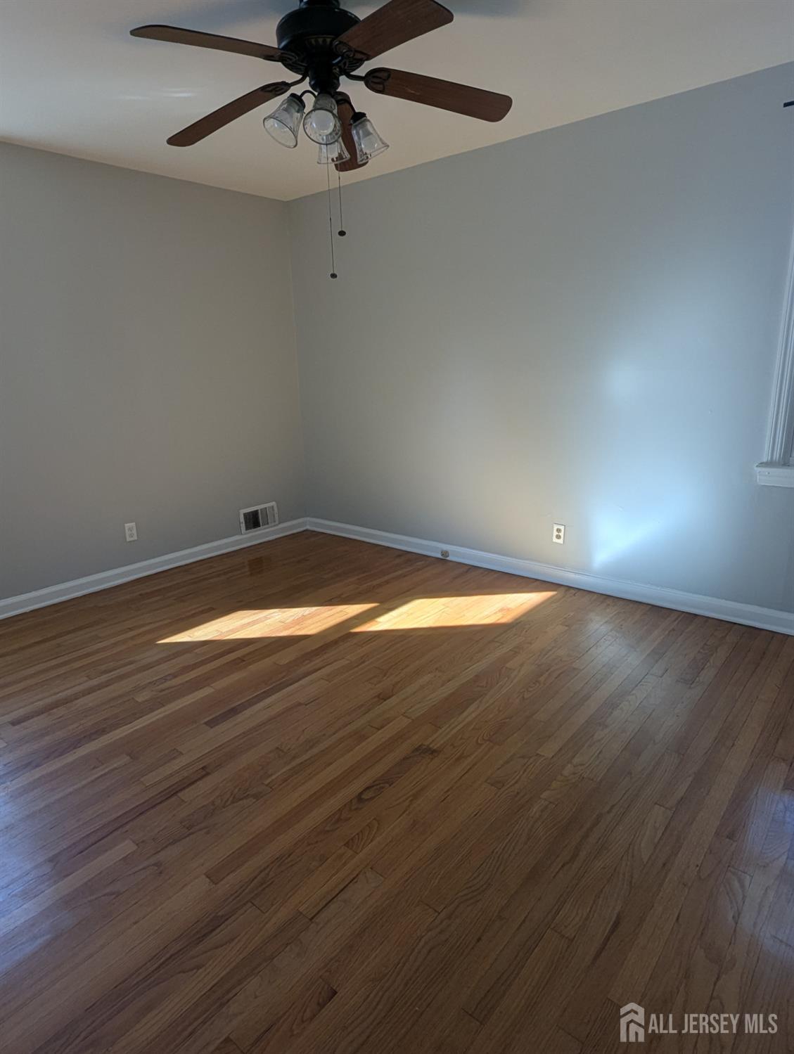 305 E Street Middlesex NJ 08846