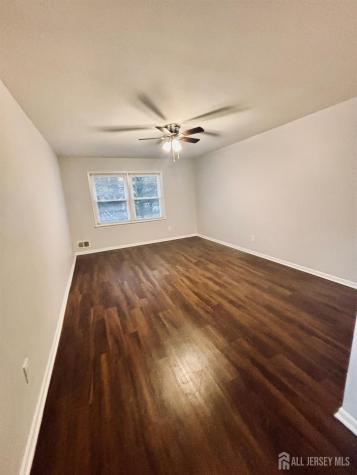 1 Upperbrook Court Parlin NJ 08859