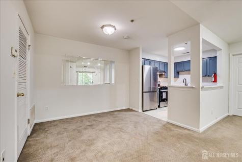 936 Waterford Drive Edison NJ 08817