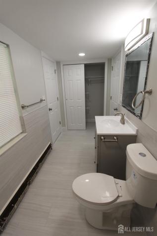 2 Maple Avenue Plainsboro NJ 08536