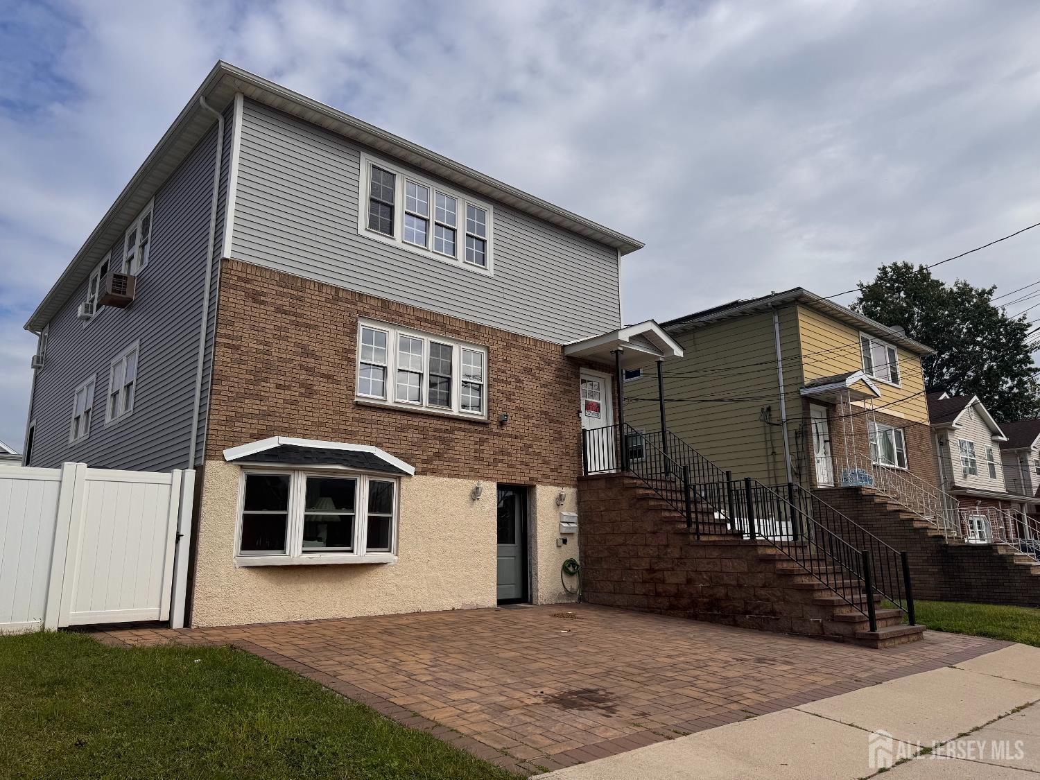 20 Noe Street Carteret NJ 07008