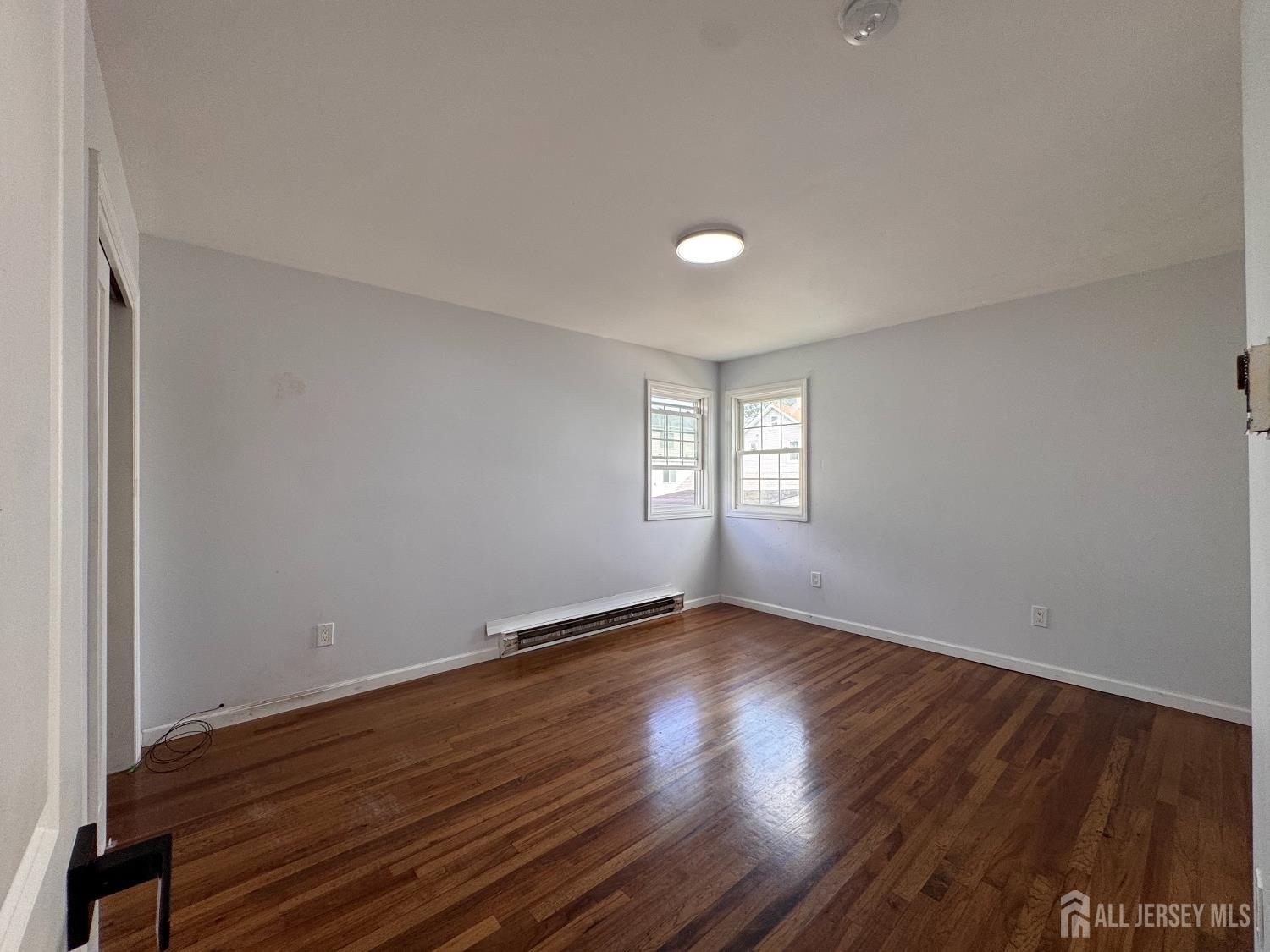 20 Noe Street Carteret NJ 07008