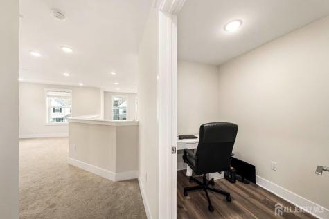 707 Station Road Dunellen NJ 08812
