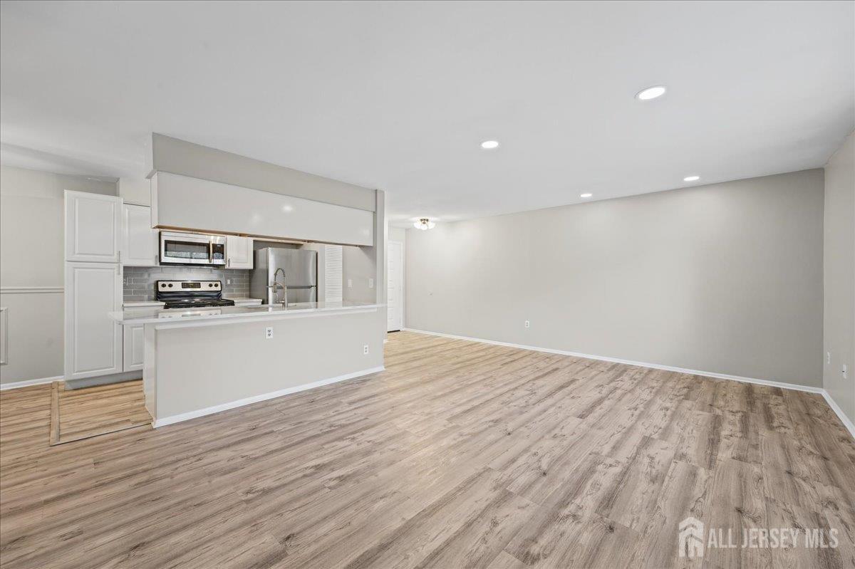 79 Eton Way Franklin NJ 08873