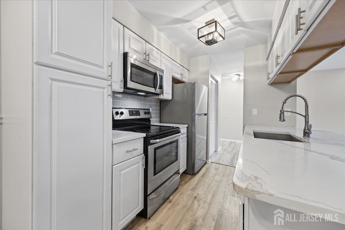79 Eton Way Franklin NJ 08873