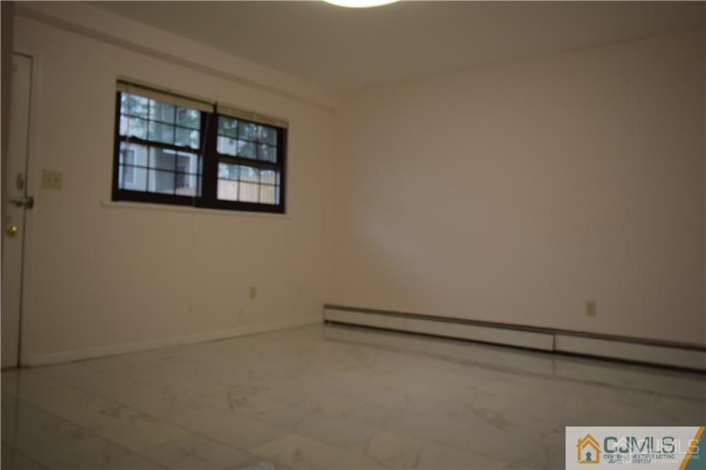 43 Essex Street Carteret NJ 07008