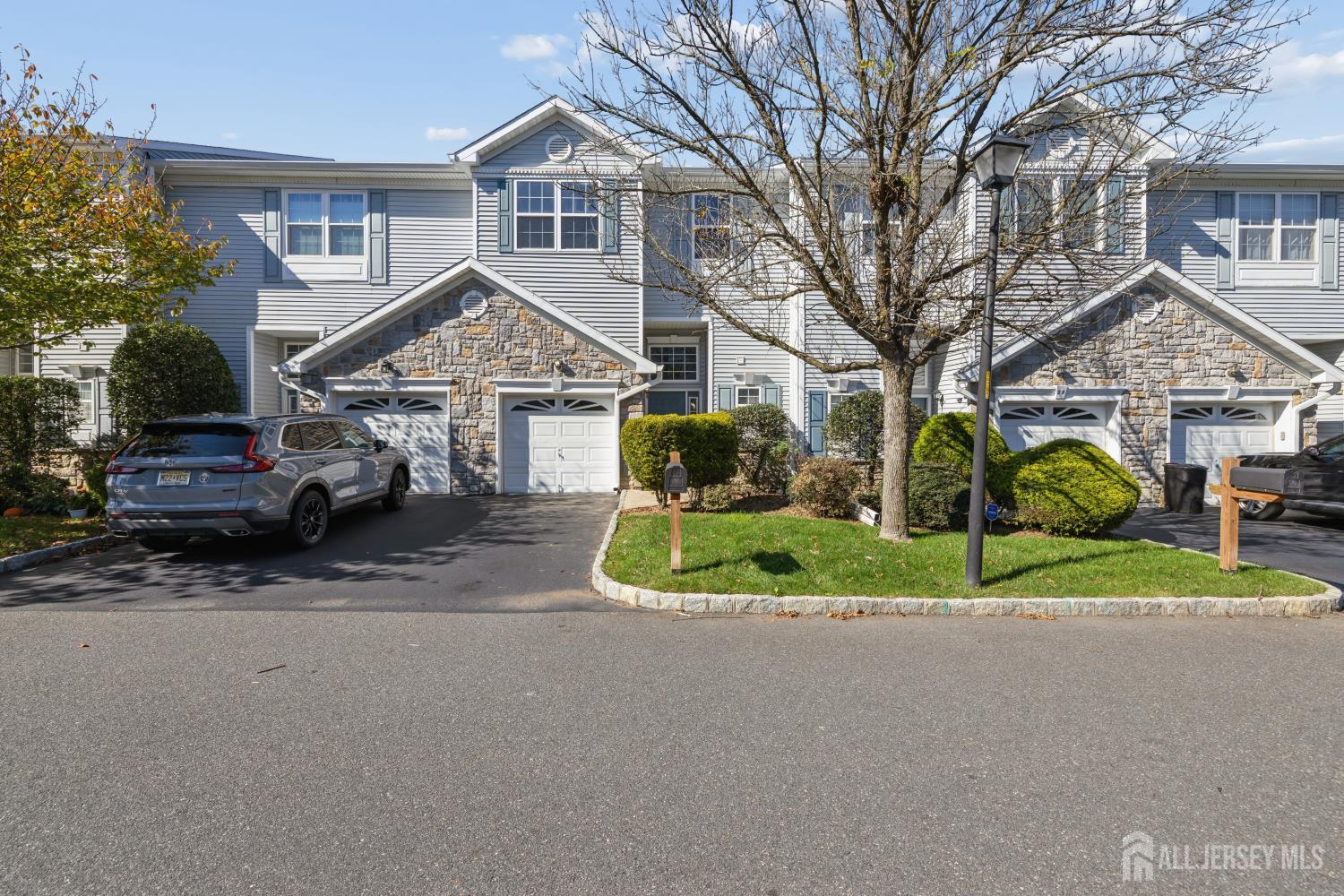 29 Harbor Bay Circle Old Bridge NJ 08879