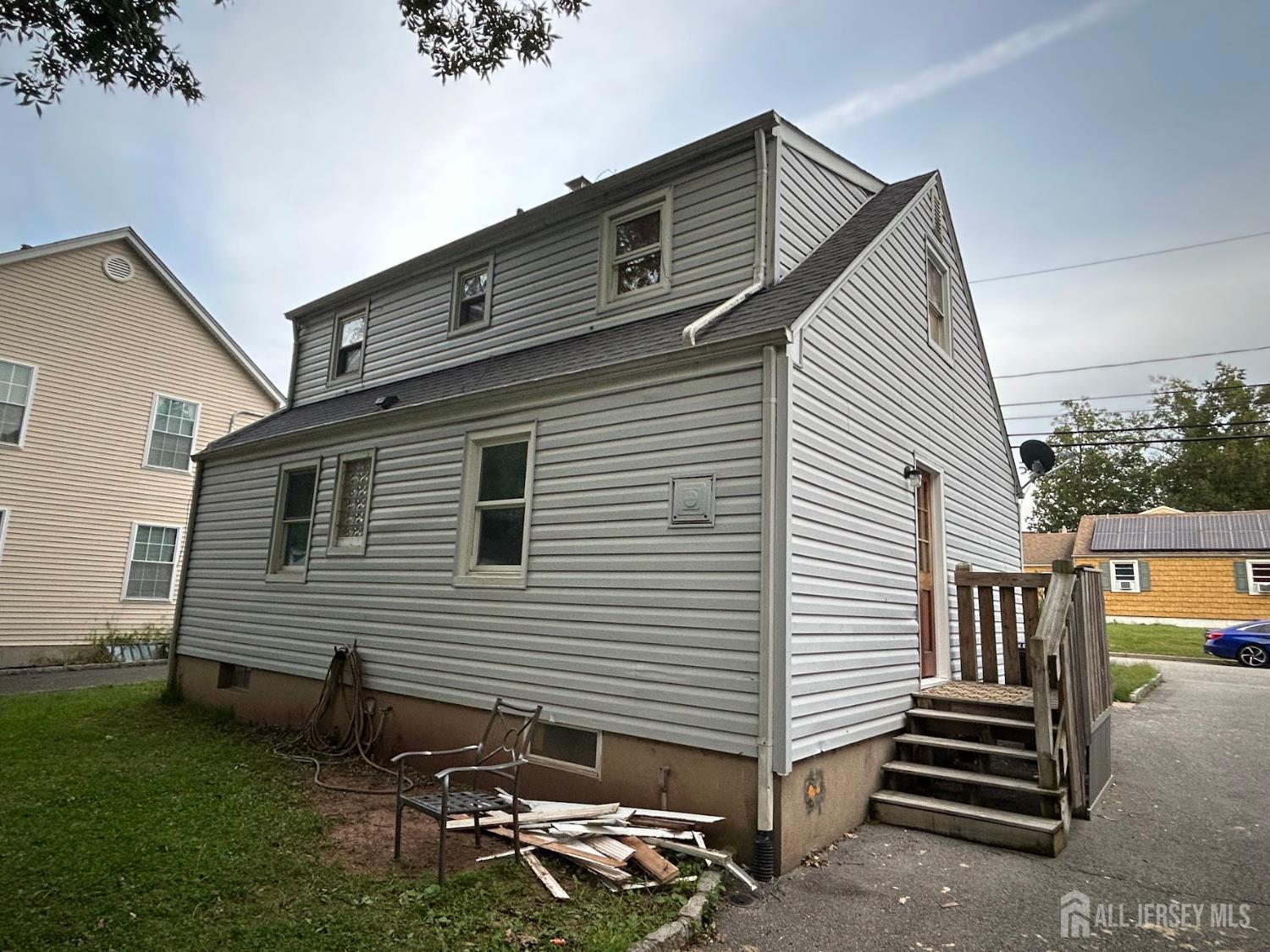 104 E Cliff Road Colonia NJ 07067