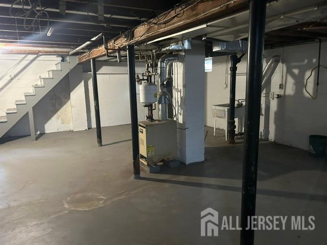 104 E Cliff Road Colonia NJ 07067