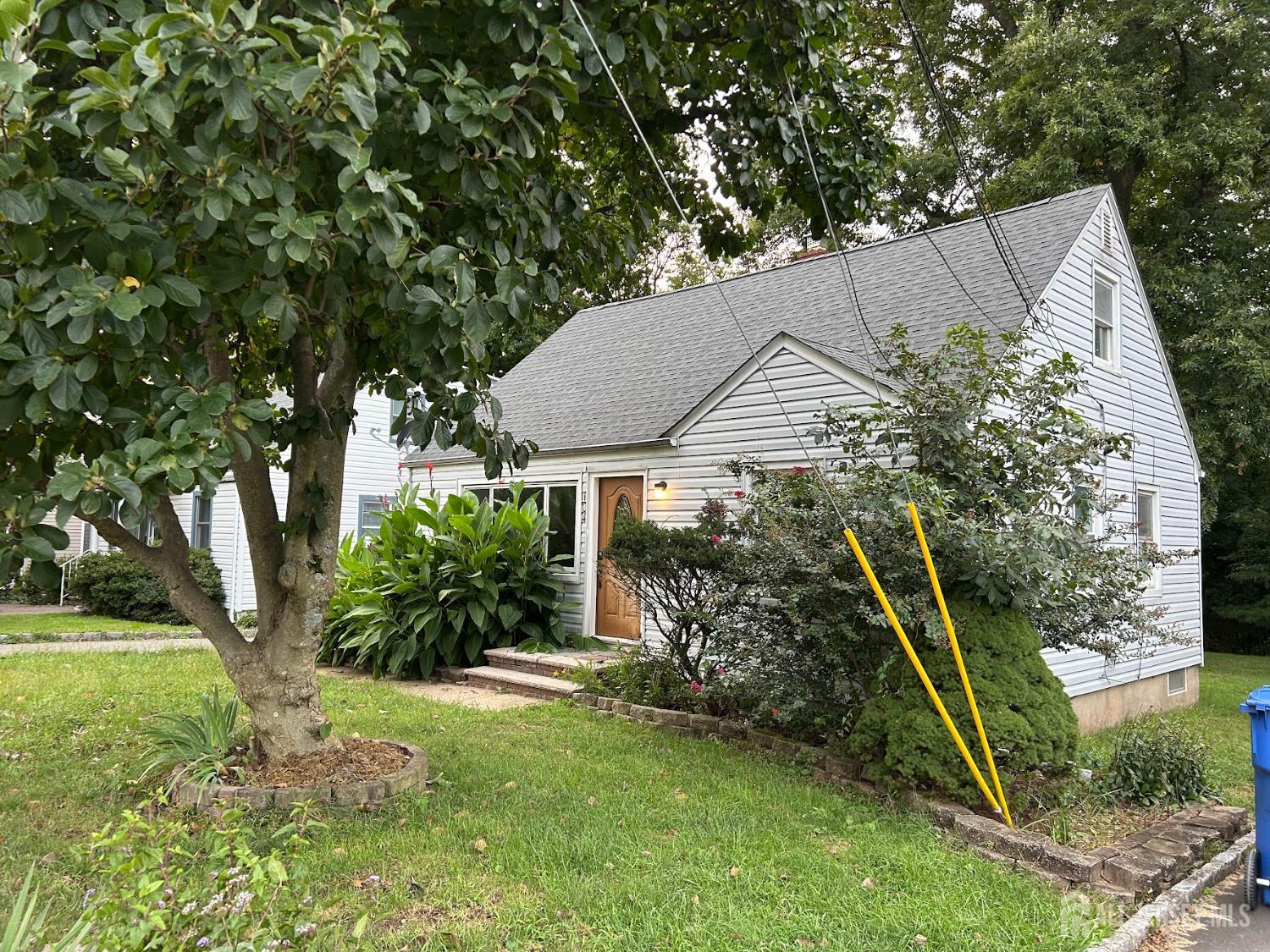 104 E Cliff Road Colonia NJ 07067