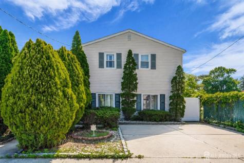 12 Jacobson Street Sayreville NJ 08872