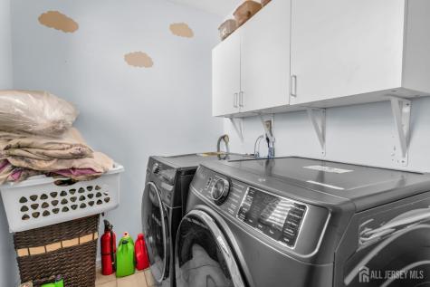 12 Jacobson Street Sayreville NJ 08872