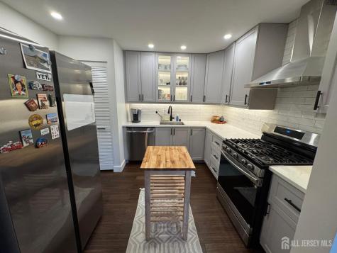 12 Clay Street North Brunswick NJ 08902