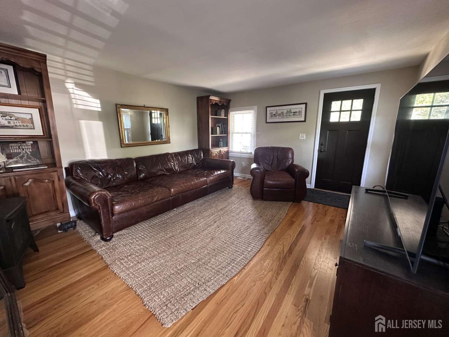 22 Maplewood Avenue Cranbury NJ 08512